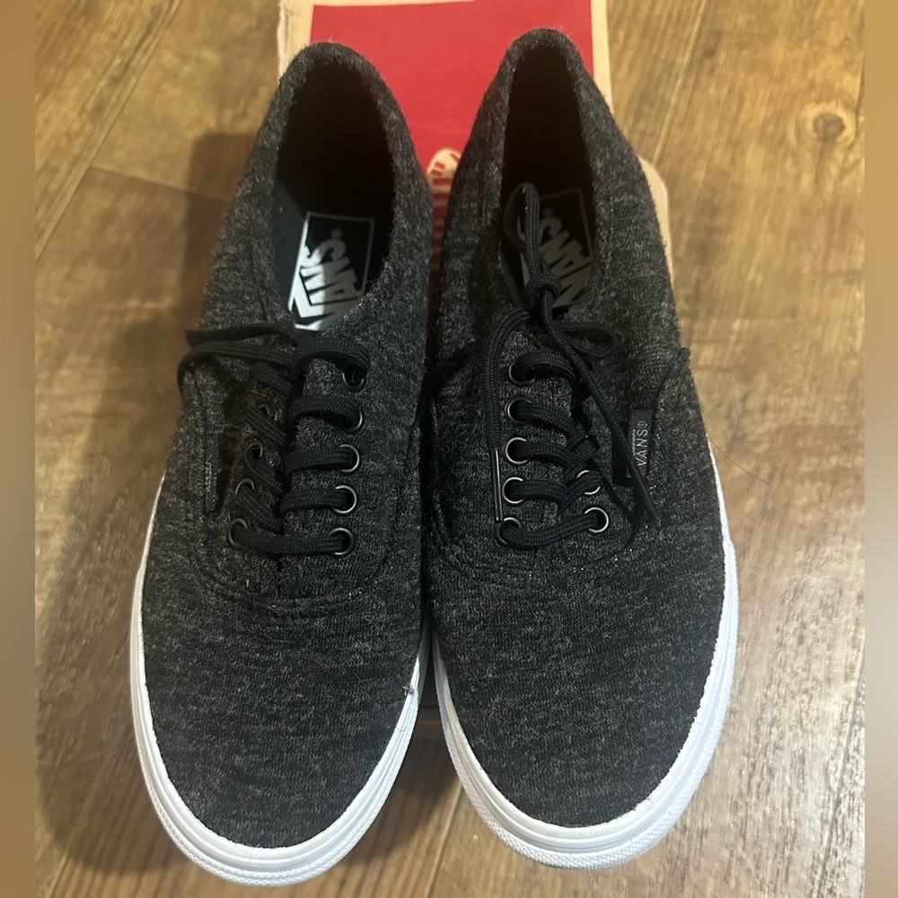 Vans Authentic Slim 7.5